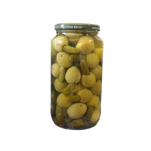 Оливки Bravo с огурцами 1 кг