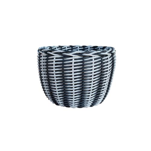 Кашпо из искусственного ротанга 